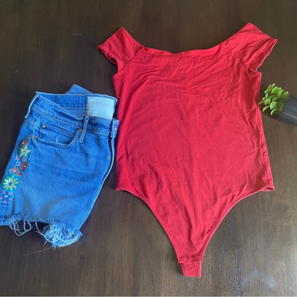 EVERLANE The Off the Shoulder Thong Bodysuit In Scarlet Red Size Medium